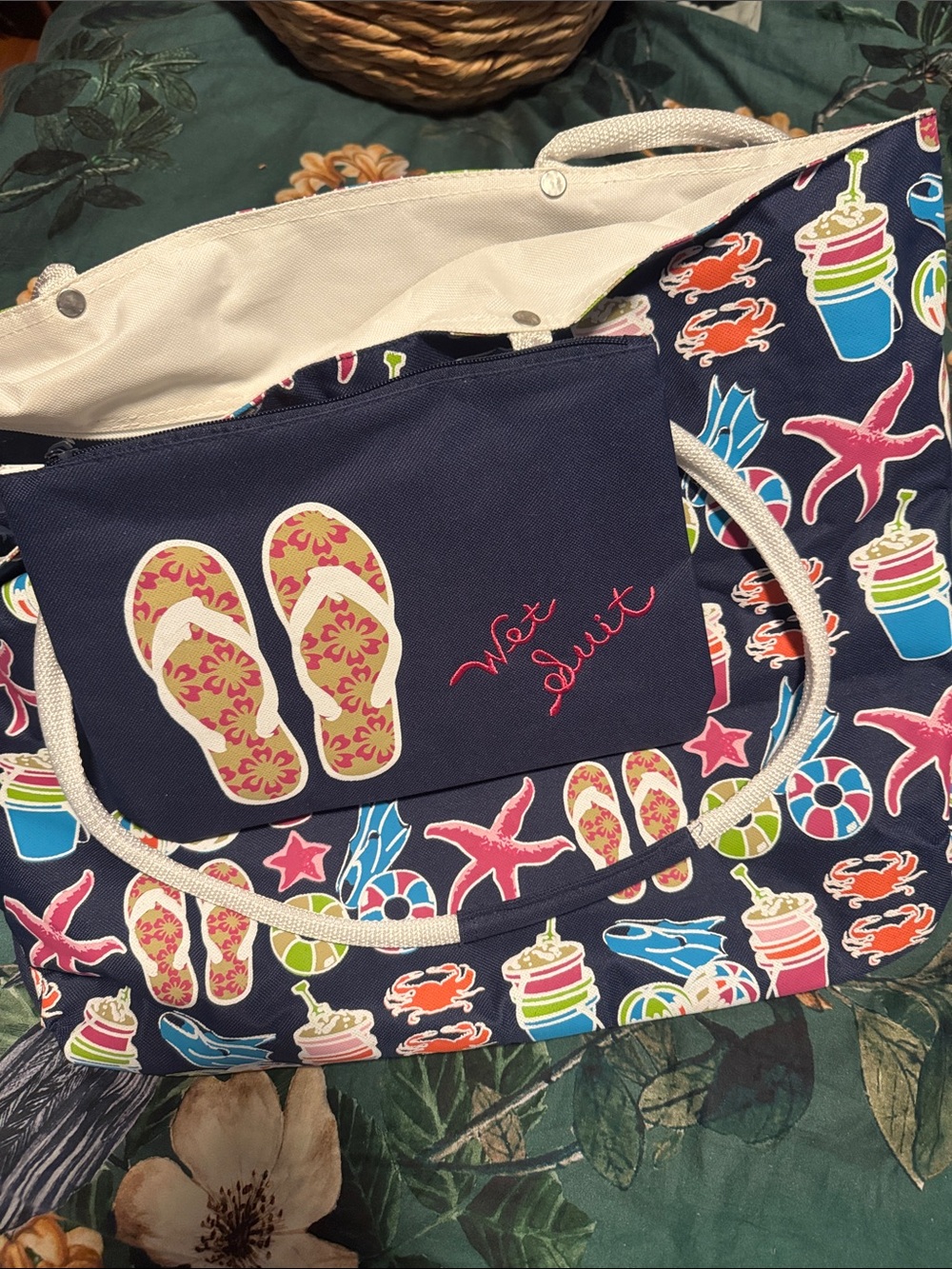 Xl beach bag and wristlet